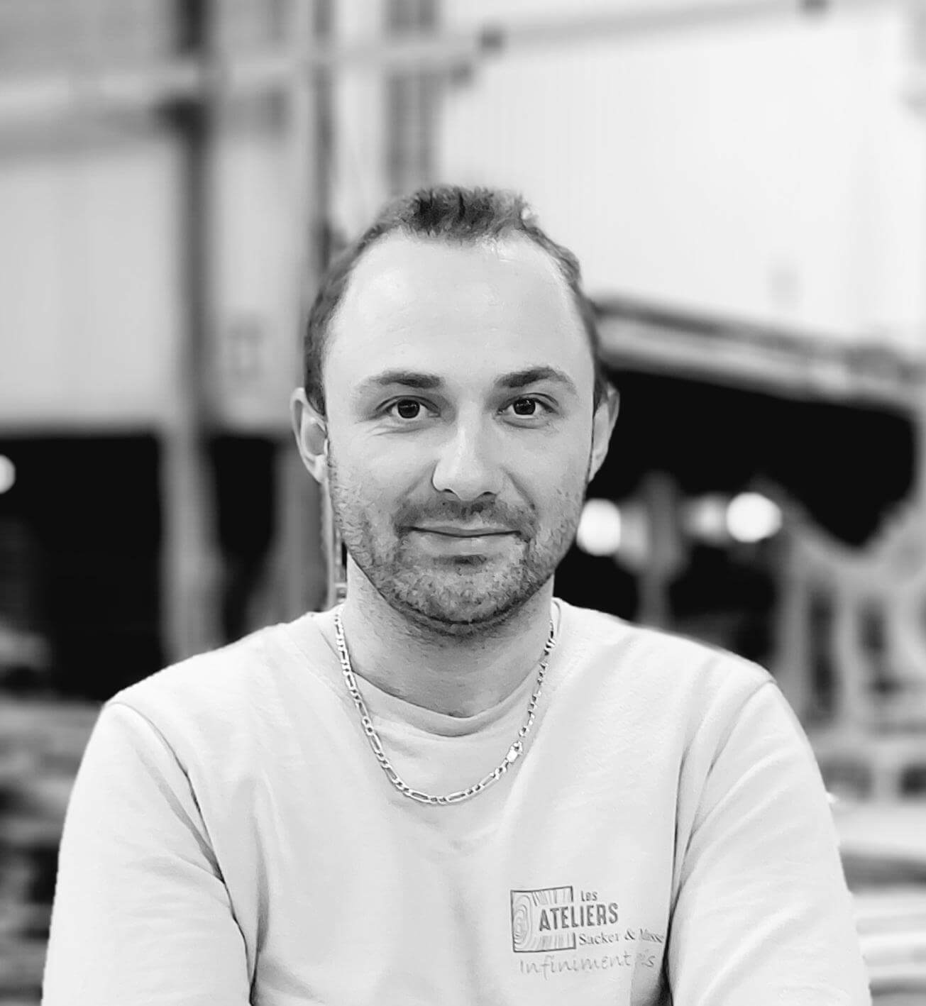 Christophe - Ebéniste & Dessinateur bureau d'étude